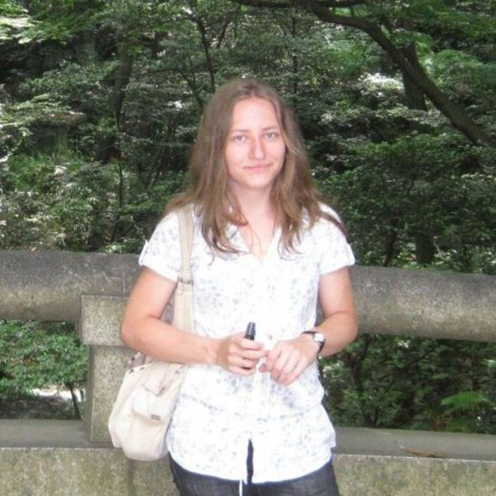 Meet your Posher, Elena
